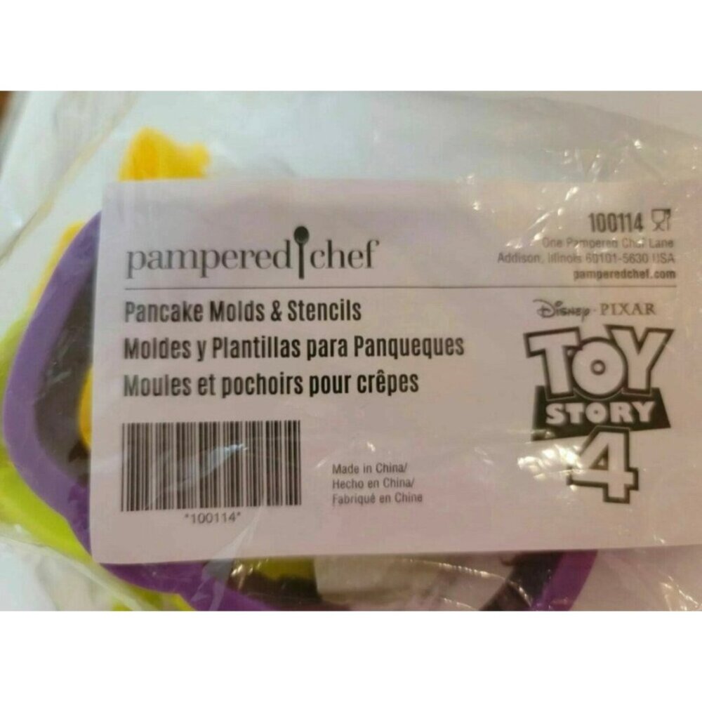 New In Package Pampered Chef TOY STORY 4 Pancake Molds & Stencils